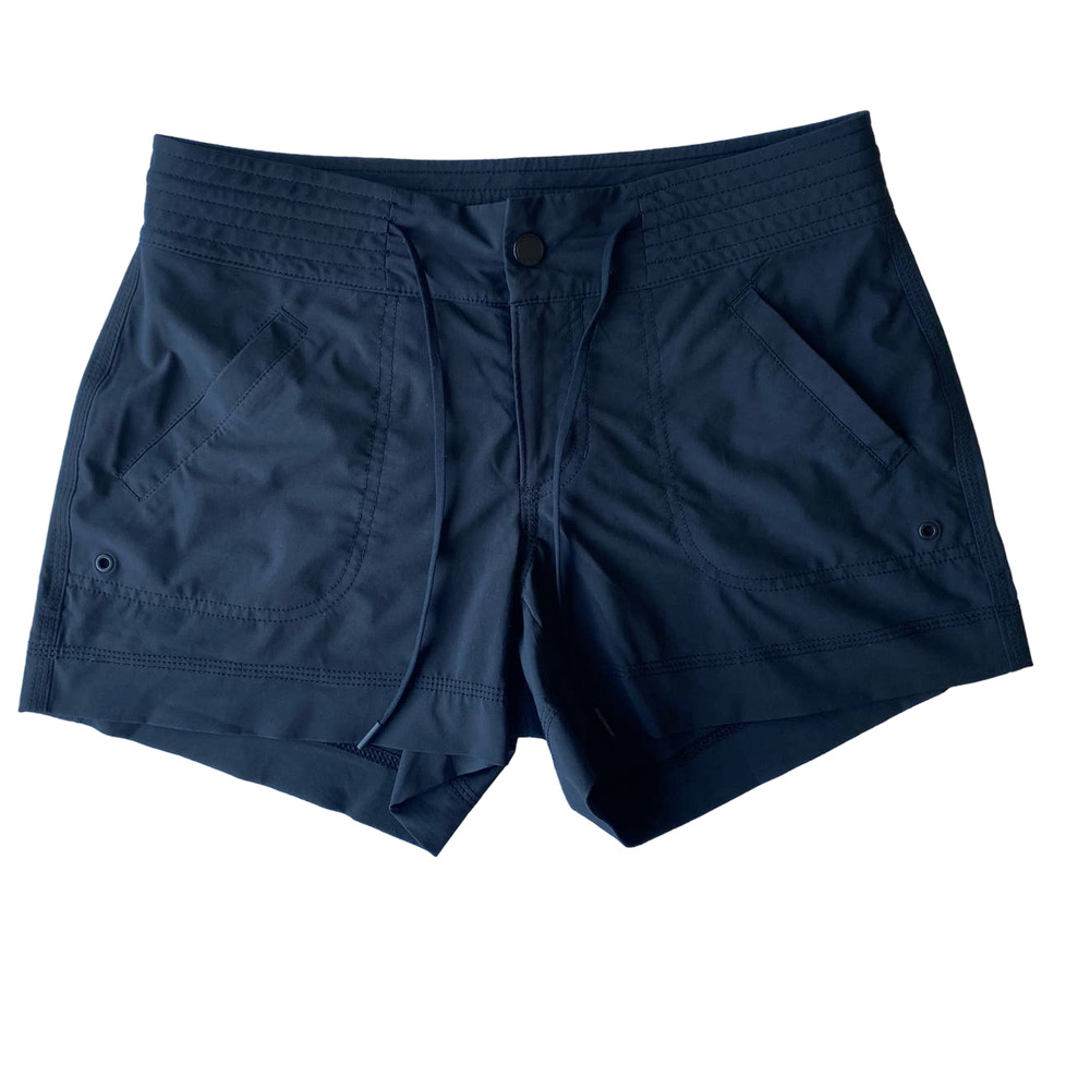 Athleta Women's Black Stretch Shorts Zip/Snap Front 4 Pocket 4" inseam Size 2